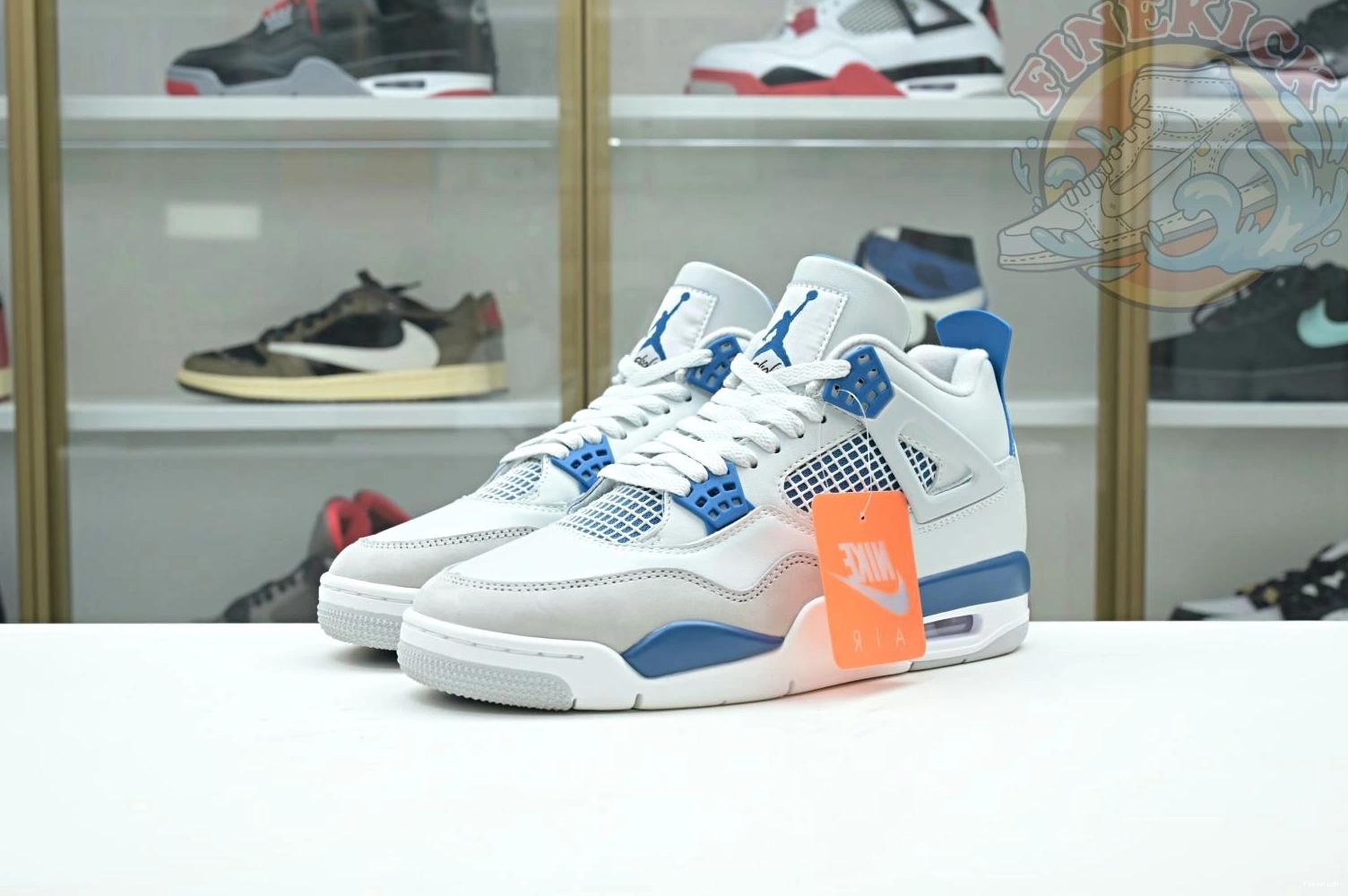 4 Jordan Air 